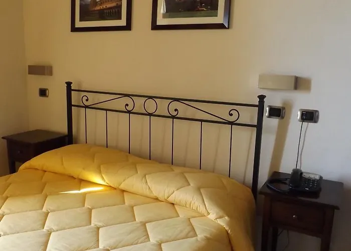 Couette-café Corte Dei Monaci 3*